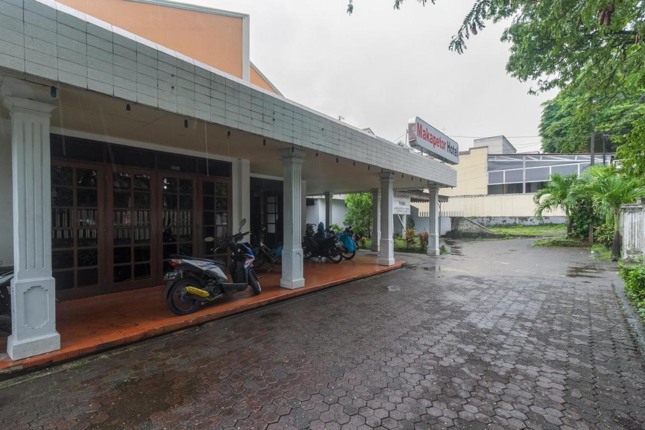 Reddoorz At Jalan Babepalar Rike Manado Hotel Exterior photo