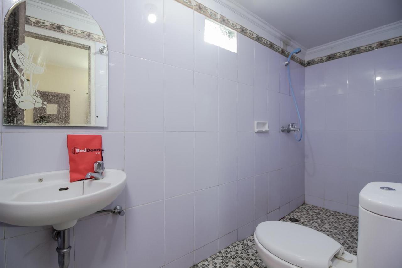 Reddoorz At Jalan Babepalar Rike Manado Hotel Exterior photo